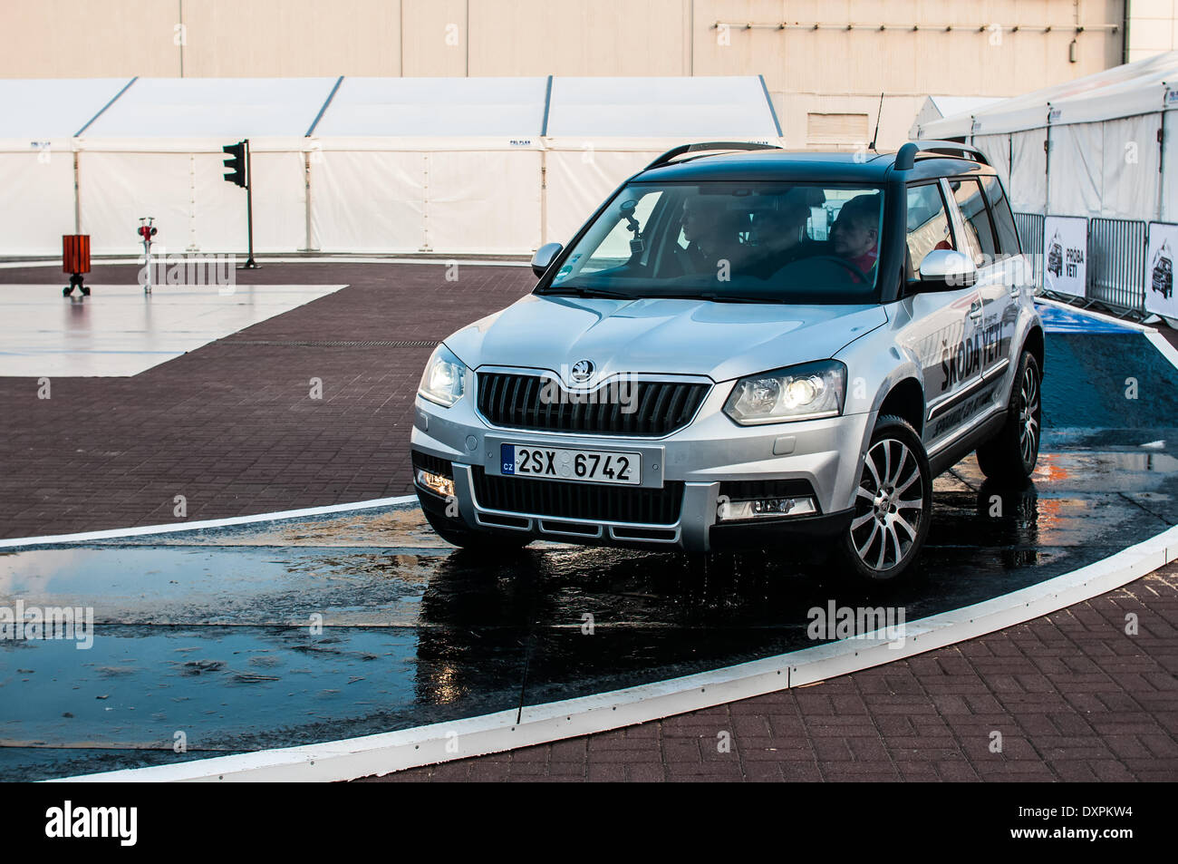 Poznan, Pologne. Mar 27, 2014. Poznan Motor Show est le plus grand événement juste en Pologne, l'industrie automobile, organisé chaque année par la foire internationale. Sur la photo Skoda Yeti. Credit : Lukas Juszczak/Alamy Live News Banque D'Images