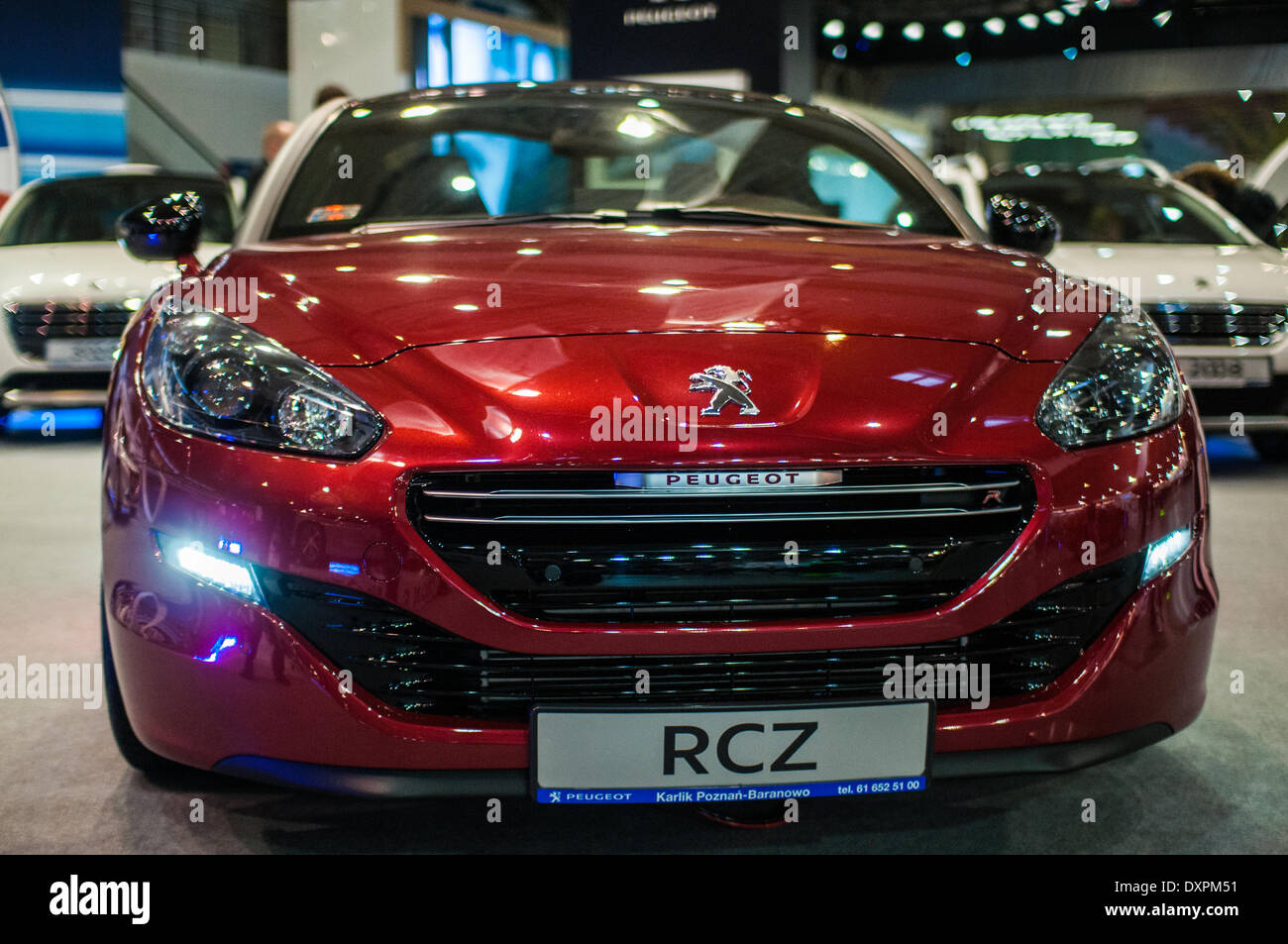 Poznan, Pologne. Mar 27, 2014. Poznan Motor Show est le plus grand événement juste en Pologne, l'industrie automobile, organisé chaque année par la foire internationale. Sur l'image Peugeot RCZ. Credit : Lukas Juszczak/Alamy Live News Banque D'Images
