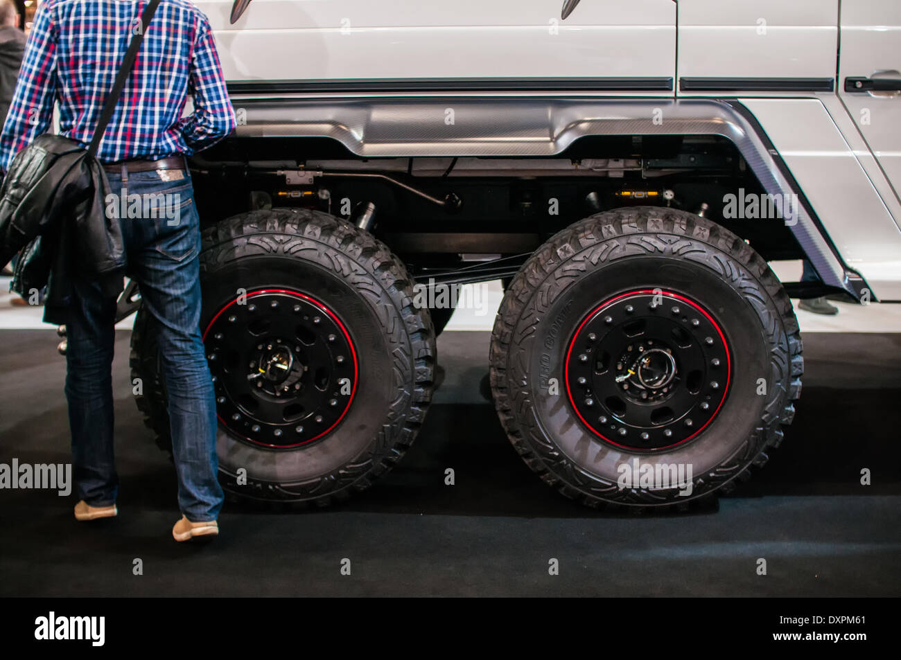 Poznan, Pologne. Mar 27, 2014. Poznan Motor Show est le plus grand événement juste en Pologne, l'industrie automobile, organisé chaque année par la foire internationale. Sur la photo Mercedes G63 AMG 6x6. Credit : Lukas Juszczak/Alamy Live News Banque D'Images