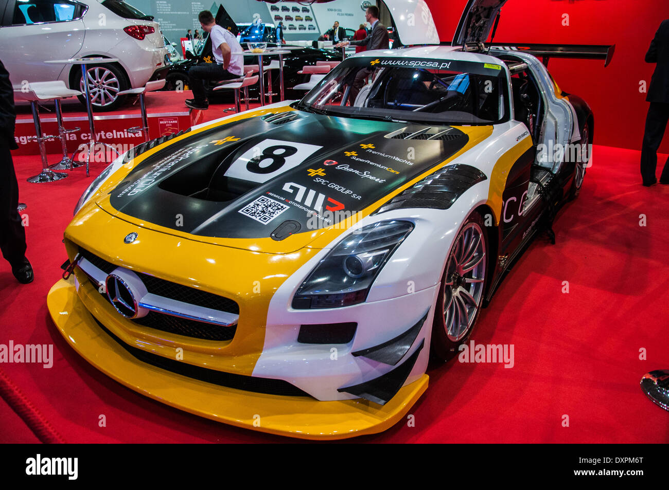 Poznan, Pologne. Mar 27, 2014. Poznan Motor Show est le plus grand événement juste en Pologne, l'industrie automobile, organisé chaque année par la foire internationale. Sur la photo Mercedes SLS AMG GT3. Credit : Lukas Juszczak/Alamy Live News Banque D'Images
