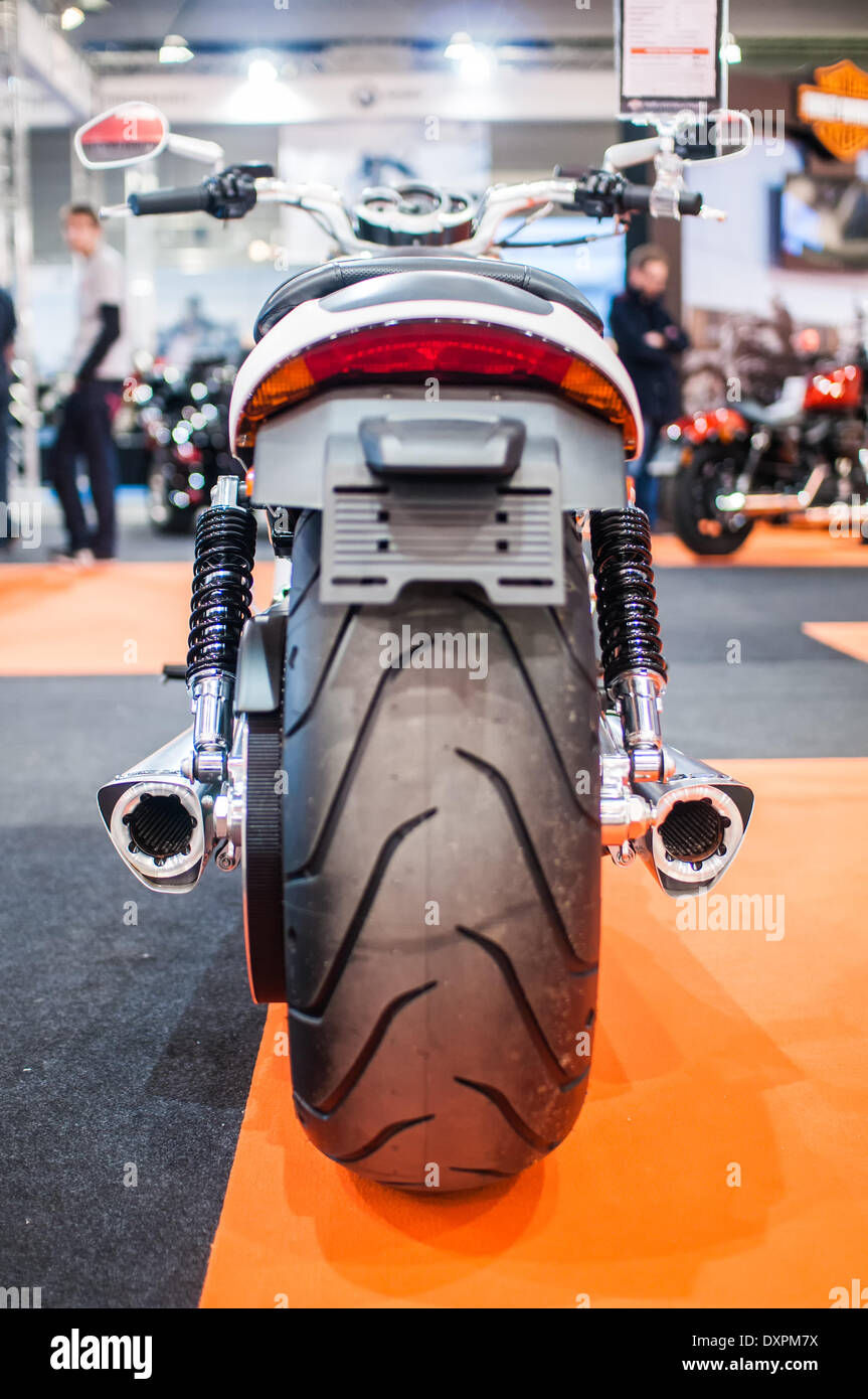Poznan, Pologne. Mar 27, 2014. Poznan Motor Show est le plus grand événement juste en Pologne, l'industrie automobile, organisé chaque année par la foire internationale. Sur la photo de Harley Davidson V-Rod Muscle. Credit : Lukas Juszczak/Alamy Live News Banque D'Images