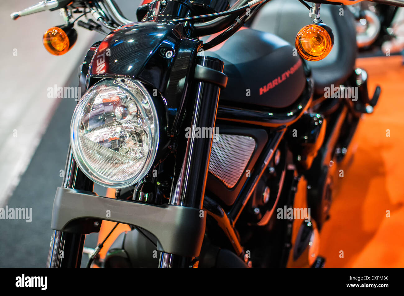 Poznan, Pologne. Mar 27, 2014. Poznan Motor Show est le plus grand événement juste en Pologne, l'industrie automobile, organisé chaque année par la foire internationale. Sur la photo de Harley Davidson Night Rod spécial. Credit : Lukas Juszczak/Alamy Live News Banque D'Images