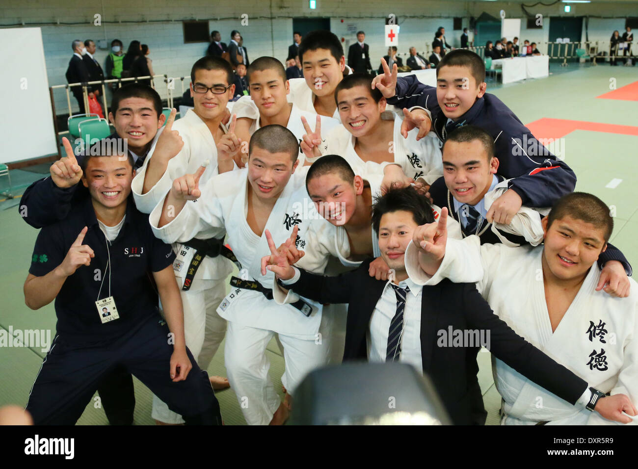 Desktop High School groupe de l'équipe, le 21 mars 2014 - Judo : le 36ème All Japan High School l'équipe masculine de judo au Nippon Budokan, Tokyo, Japon. (Photo de YUTAKA/AFLO SPORT) [1040] Banque D'Images