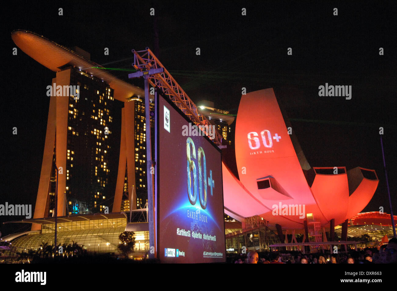 Singapour. Mar 29, 2014. Photo prise le 29 mars 2014. montre la vue de la Marina Bay pendant l'heure de la Terre à Singapour. © Chen Jipeng/Xinhua/Alamy Live News Banque D'Images