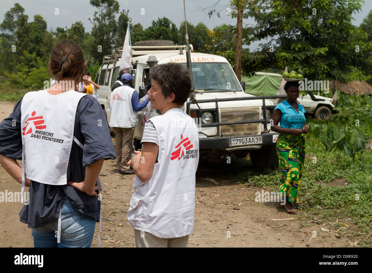 L'équipe MSF près de Rutshuru, au nord Kiwu ,RDC,République démocratique du Congo. Banque D'Images