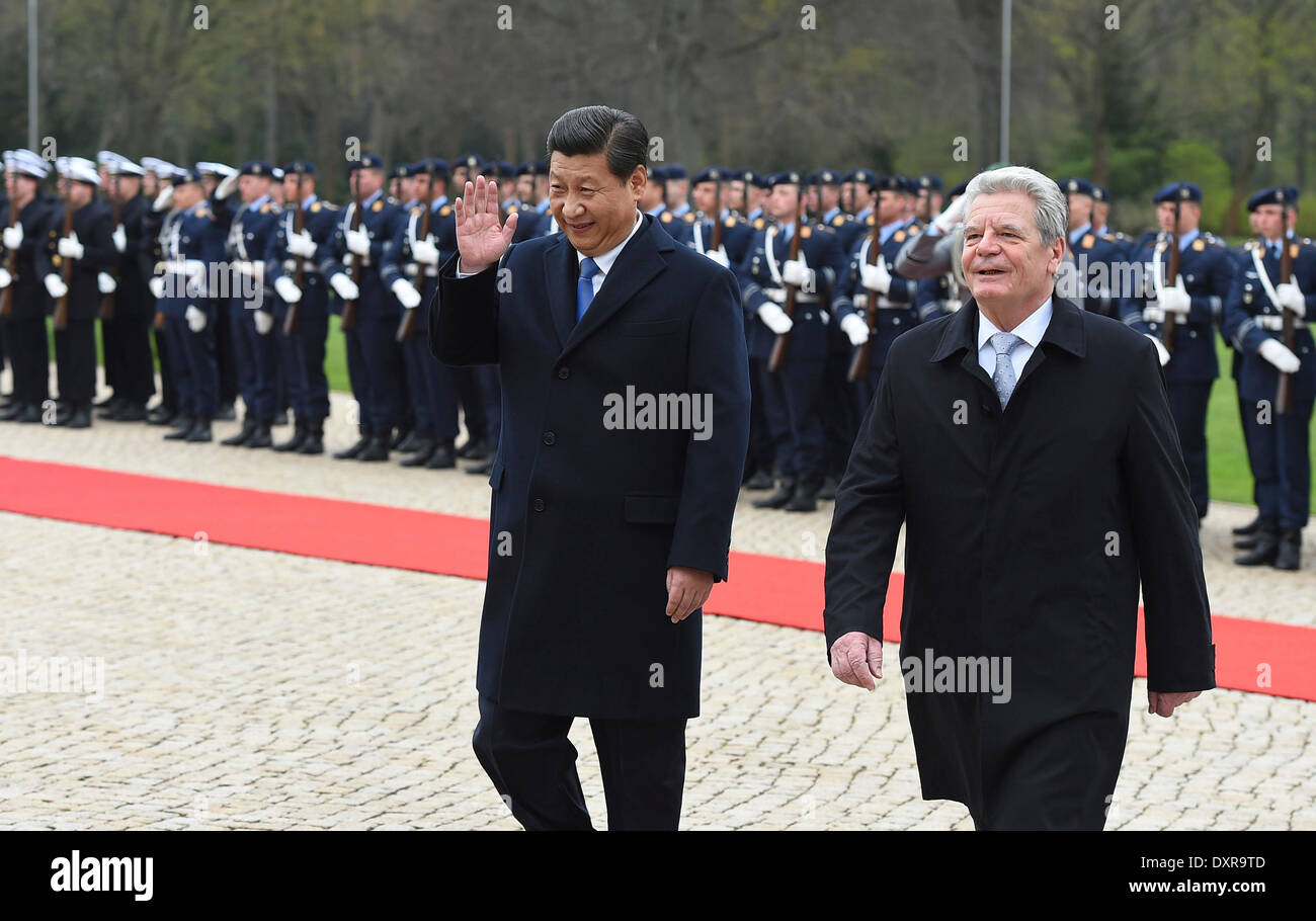 Berlin, Allemagne. Mar 28, 2014. Le Président Joachim Gauck Xi Jinping avec le président de l'état de la République populaire de Chine à la bienvenue au château Belevue sur Vendredi 28 mars 2014 à Berlin : dpa Crédit photo alliance/Alamy Live News Banque D'Images