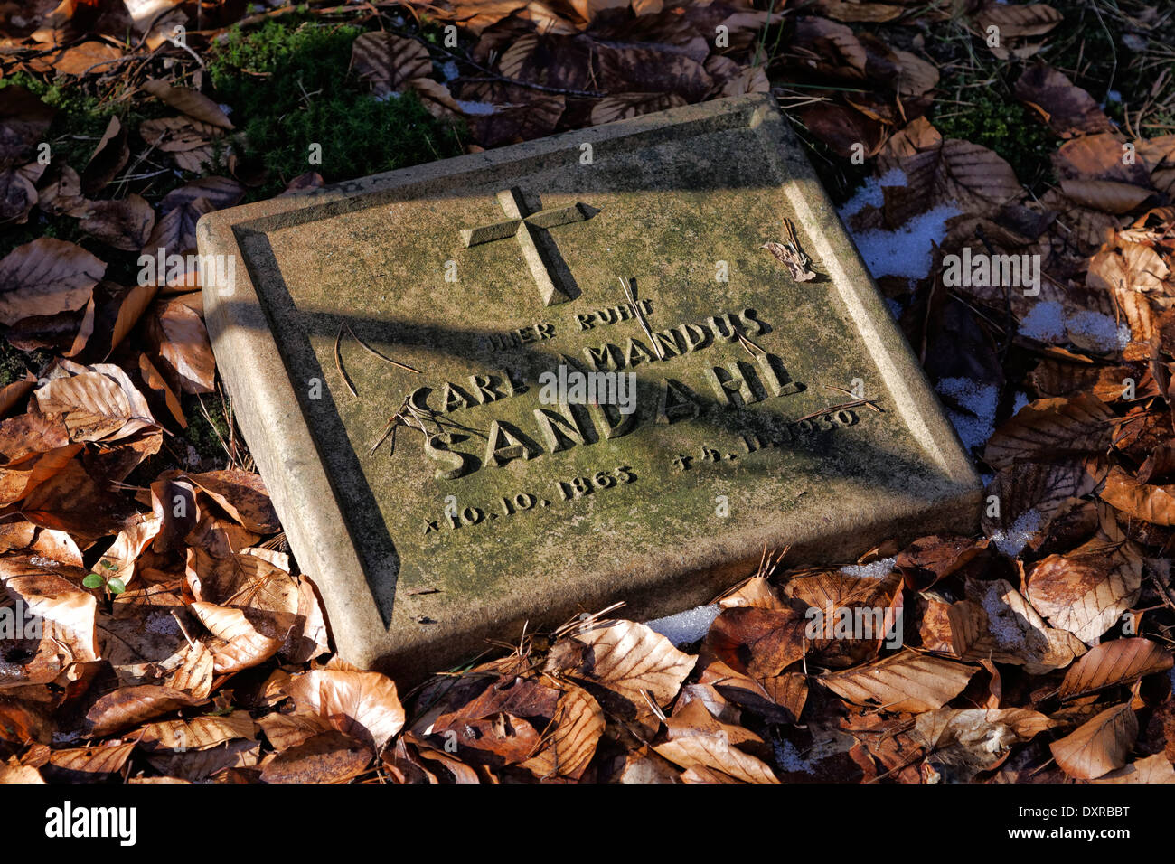 Stahnsdorf, Allemagne, tombe de Carl - Amandus Sandahl dans le cimetière suédois Banque D'Images