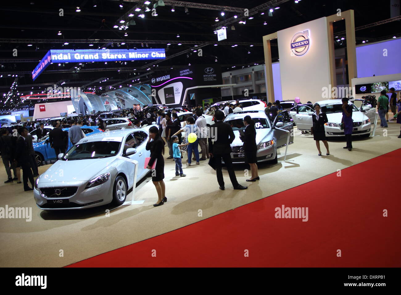 Bangkok, Thaïlande. 28 mars 2014. Volvo Cars de l'afficheur pendant le 35e Salon International de l'automobile de Bangkok . La 35e Bangkok International Motor Show, se tiendra du 26 mars au 6 avril . Crédit : John Vincent/Alamy Live News Banque D'Images