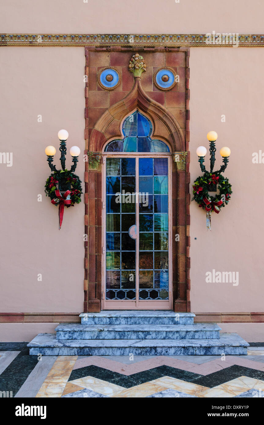 Porte en verre de couleur, le ca d'Zan Mansion et Ringling Museum, Sarasota Banque D'Images