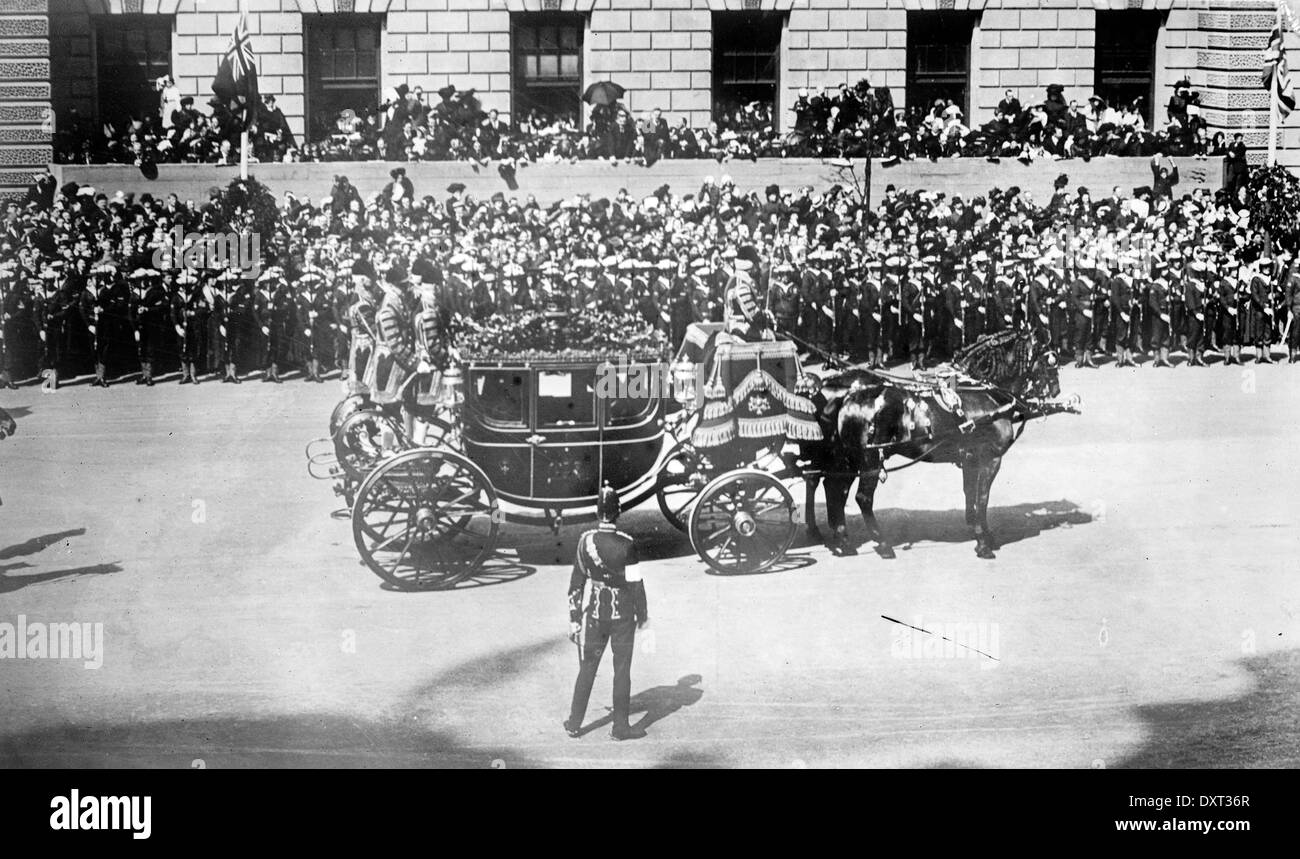 La procession funéraire du roi Édouard VII d'Angleterre. Queen Mary's State transport. Banque D'Images