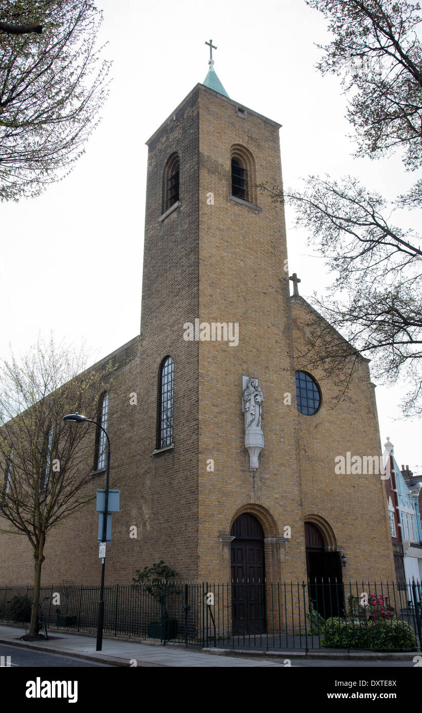 Dame du Perpétuel Secours église sur Stephendale Road à Fulham SW6 - London UK Banque D'Images