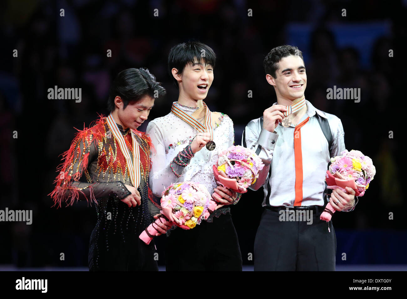 Saitama, Japon. Mar 28, 2014. (L-R) Tatsuki Machida, Yuzuru Hanyu (JPN), Javier Fernandez (ESP) Figure Skating : (de G à D) 2ème placé Tatsuki Machida du Japon, Yuzuru Hanyu Gagnant du Japon, et 3ème placé Javier Fernandez de l'Espagne de poser pour des photos dans la cérémonie pour le patinage libre au Saitama Super Arena au cours de l'ISU World Figure Skating Championship à Saitama, Japon . © Hitoshi Mochizuki/AFLO/Alamy Live News Banque D'Images