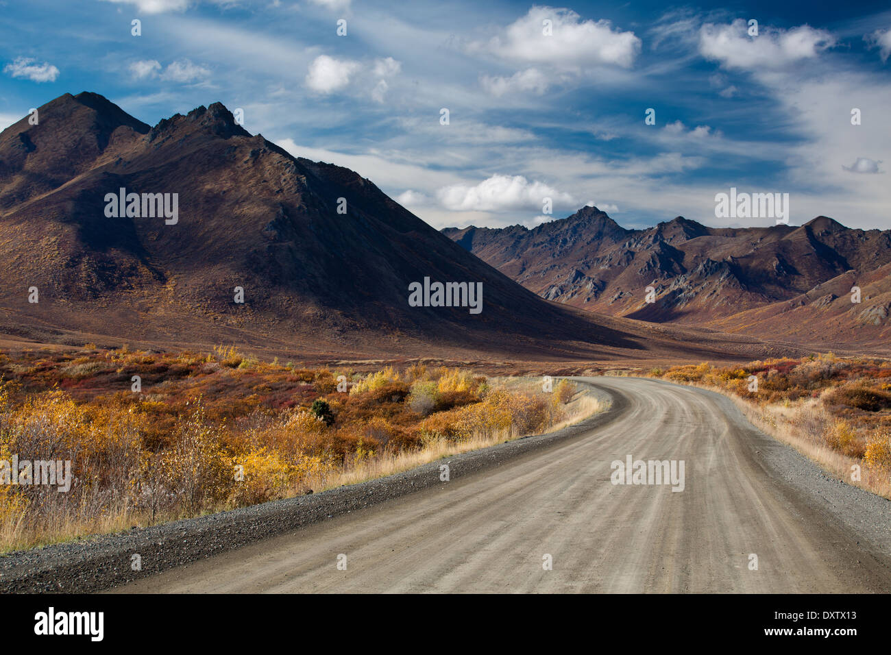 L'autoroute Dempster, le parc territorial Tombstone, Yukon, Canada Banque D'Images
