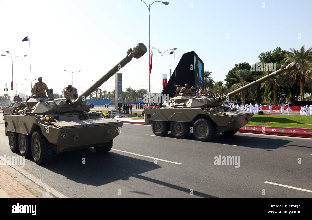 Défilé militaire à Doha à la fête nationale. Le Qatar, au Moyen-Orient Banque D'Images