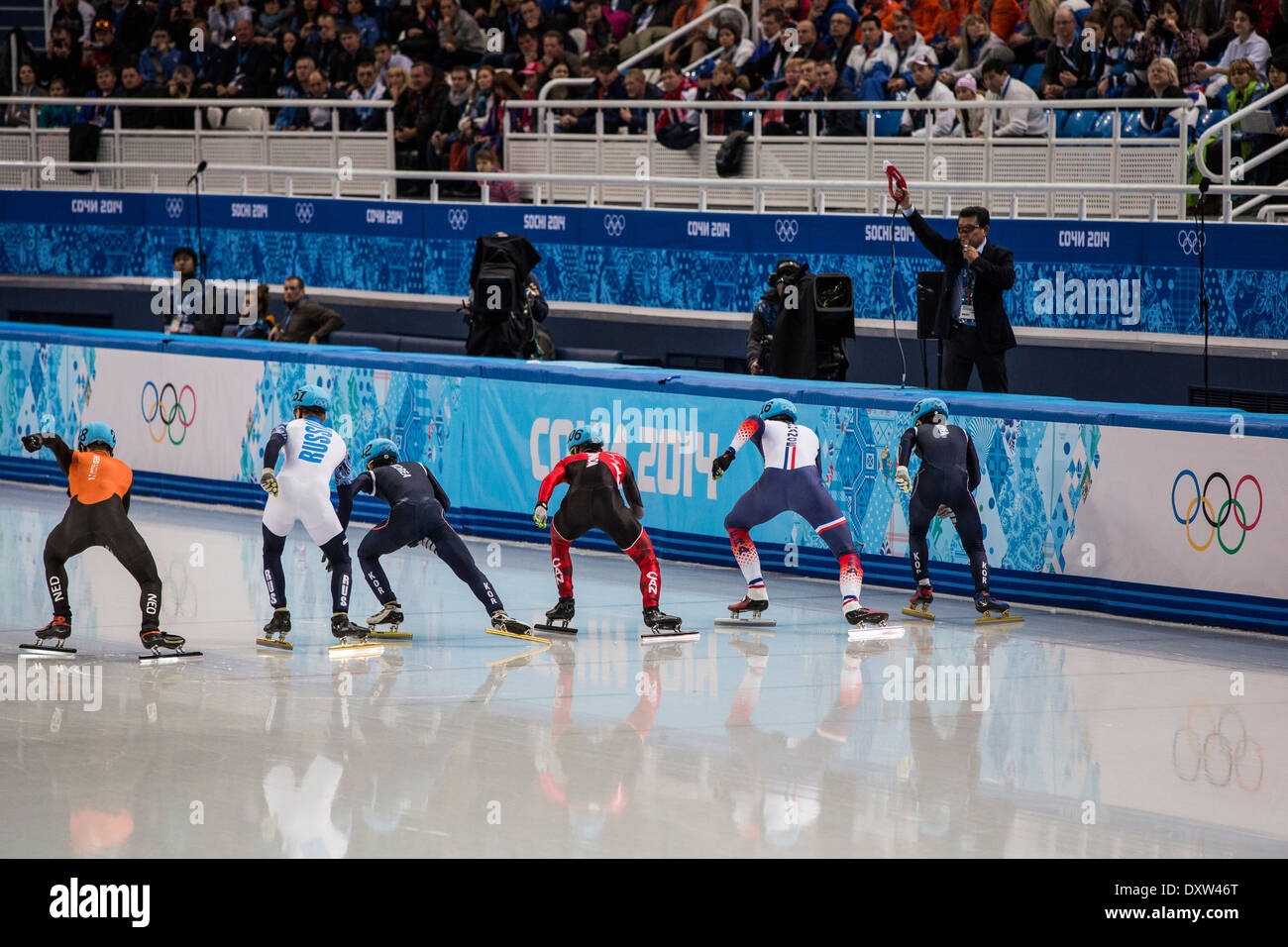 Début de la courte piste Hommes 1500m finale aux Jeux Olympiques d'hiver de Sotchi en 2014, Banque D'Images