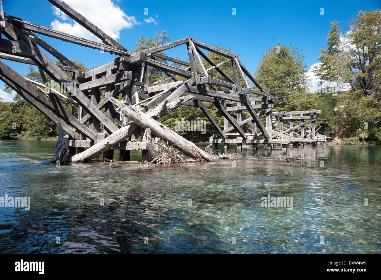Puente viejo - Camino de los Lagos 7 - Ruta 40 Banque D'Images