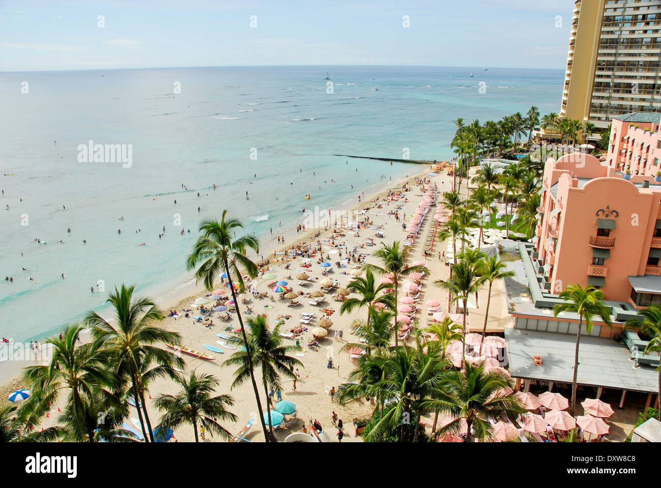 La plage de Waikiki à Honolulu, l'île d'Oahu, dans l'état de New York Banque D'Images