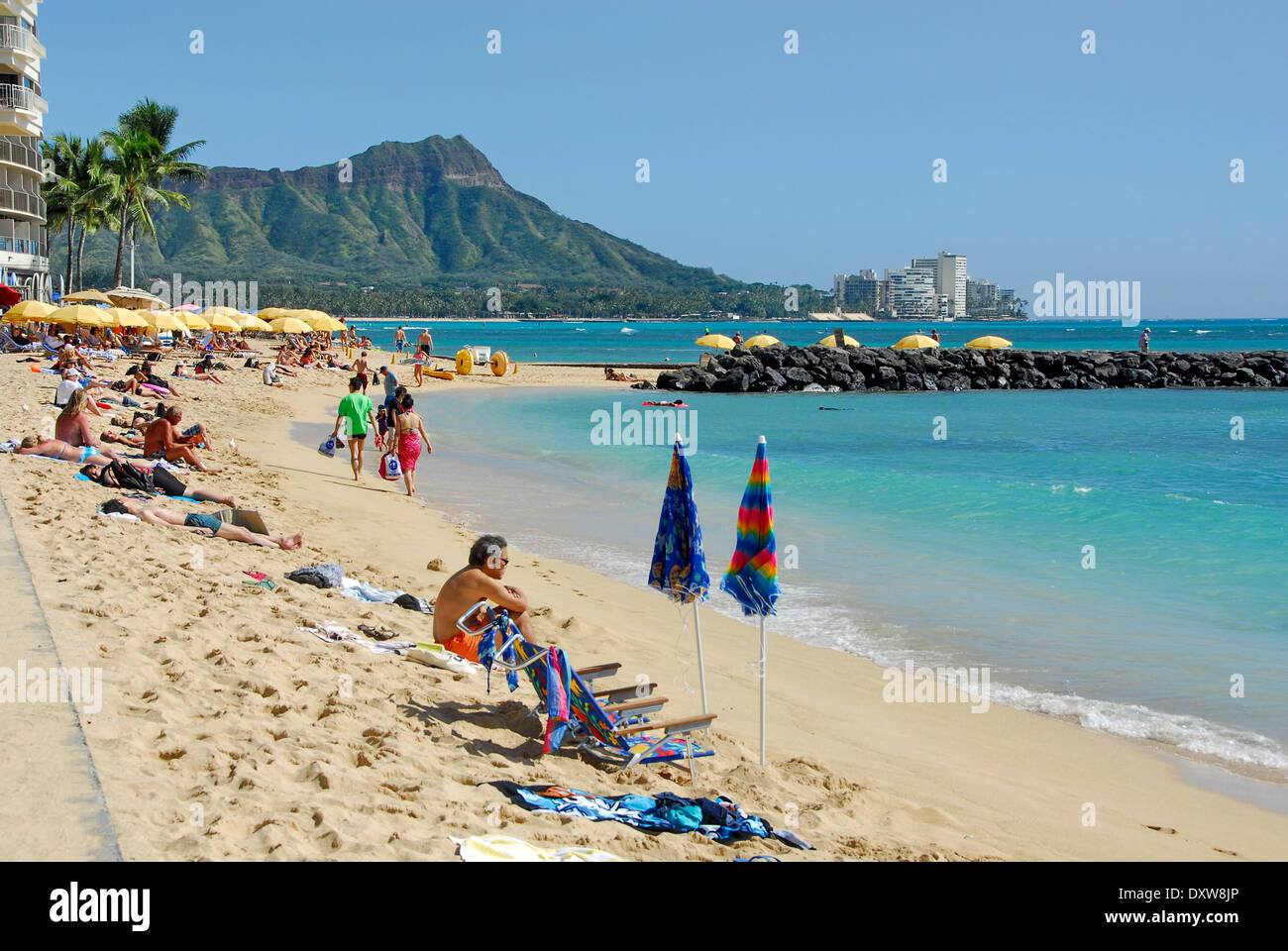 La plage de Waikiki à Honolulu, l'île d'Oahu, dans l'état de New York Banque D'Images