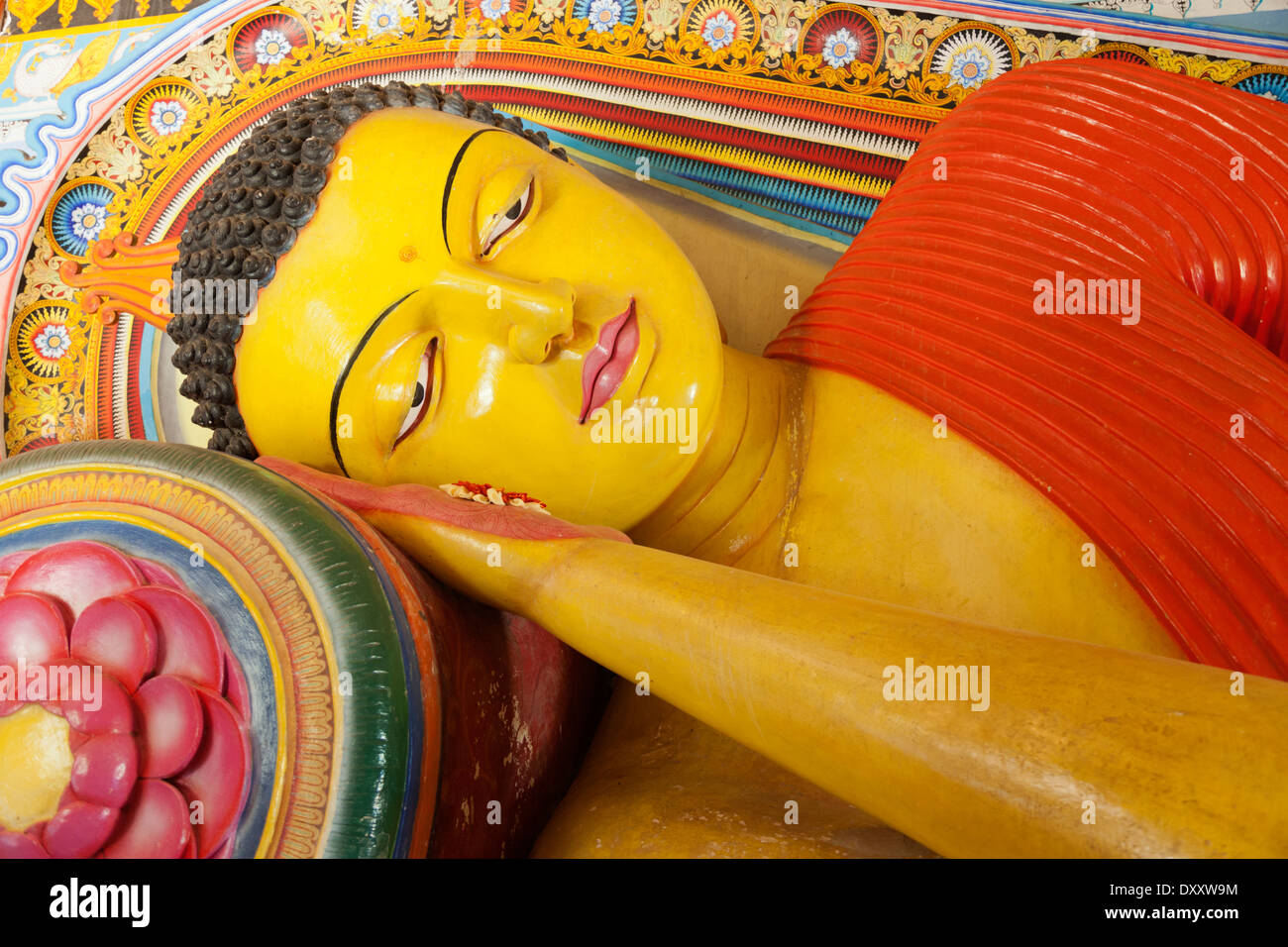 Le bouddha couché dans le Isurumuni Temple, Sri Lanka 7 Banque D'Images