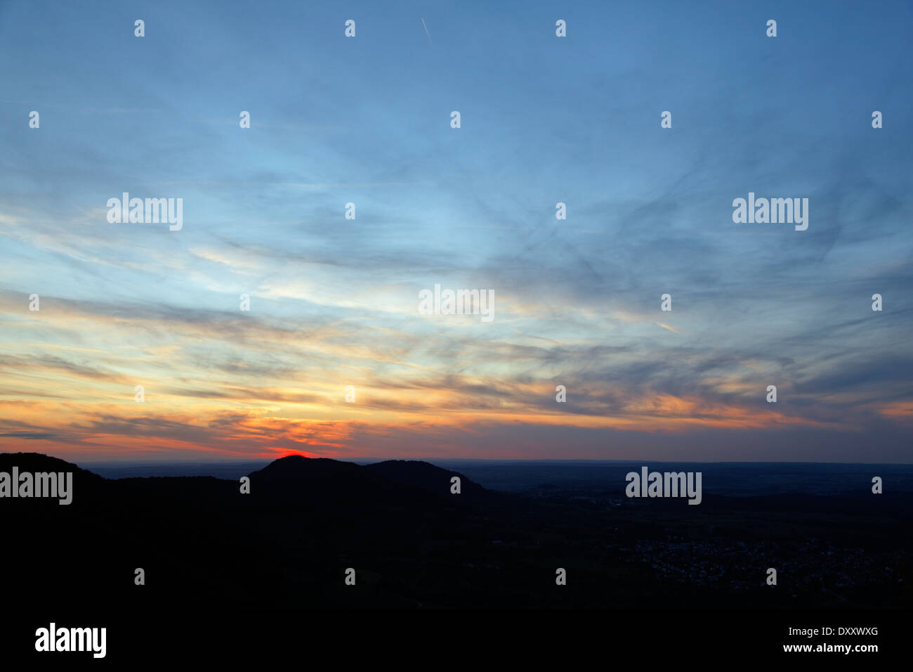 Allemagne, Bade-Wurtemberg, Jura Souabe (Réserve de biosphère de l'UNESCO), à proximité de Neuffen, Coucher de soleil, point de vue Banque D'Images