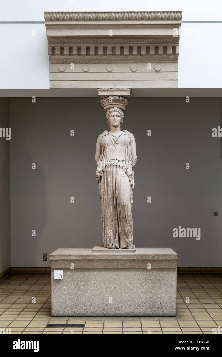 À partir de l'Erechtheum à caryatide. Pentelic marble, environ 415 BC. Banque D'Images