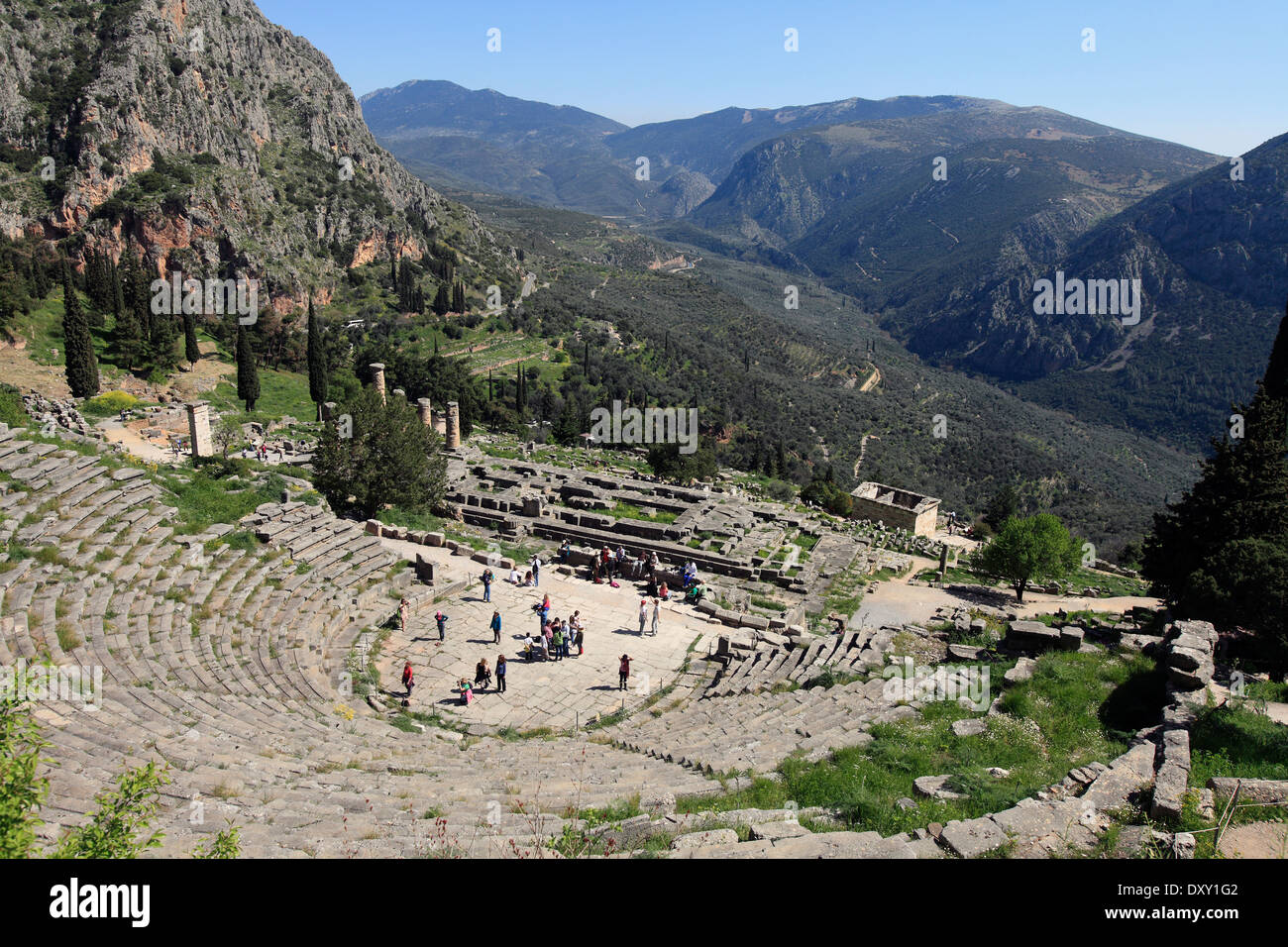 Fokida Grèce Mont Parnasse Delphes le temple d'Apollon et l'Amphithéâtre Banque D'Images