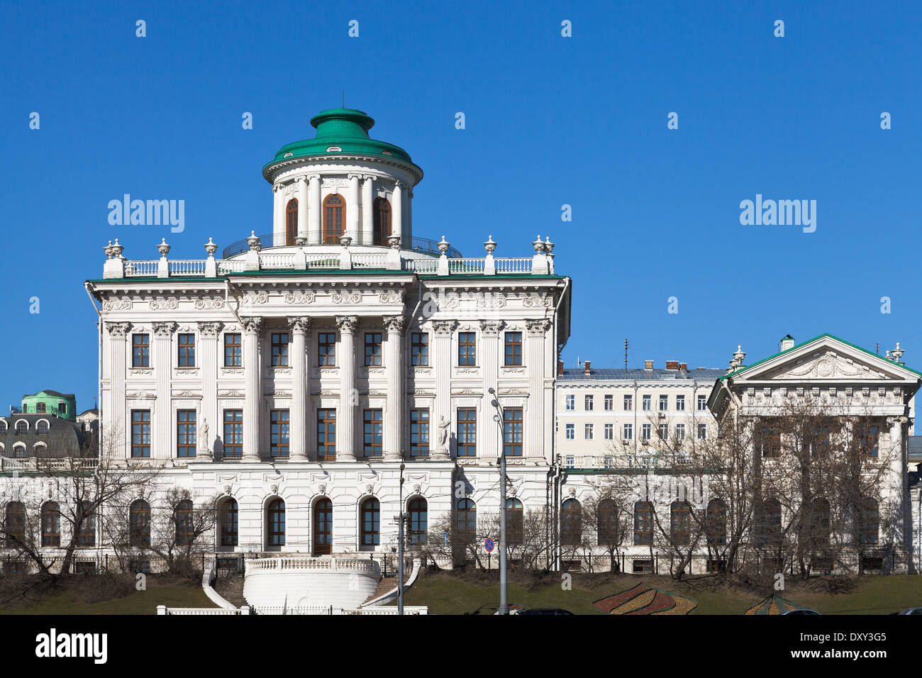 Pachkov est hôtel particulier néo-classique à Moscou, elle a été érigée en 1784-1786 Banque D'Images