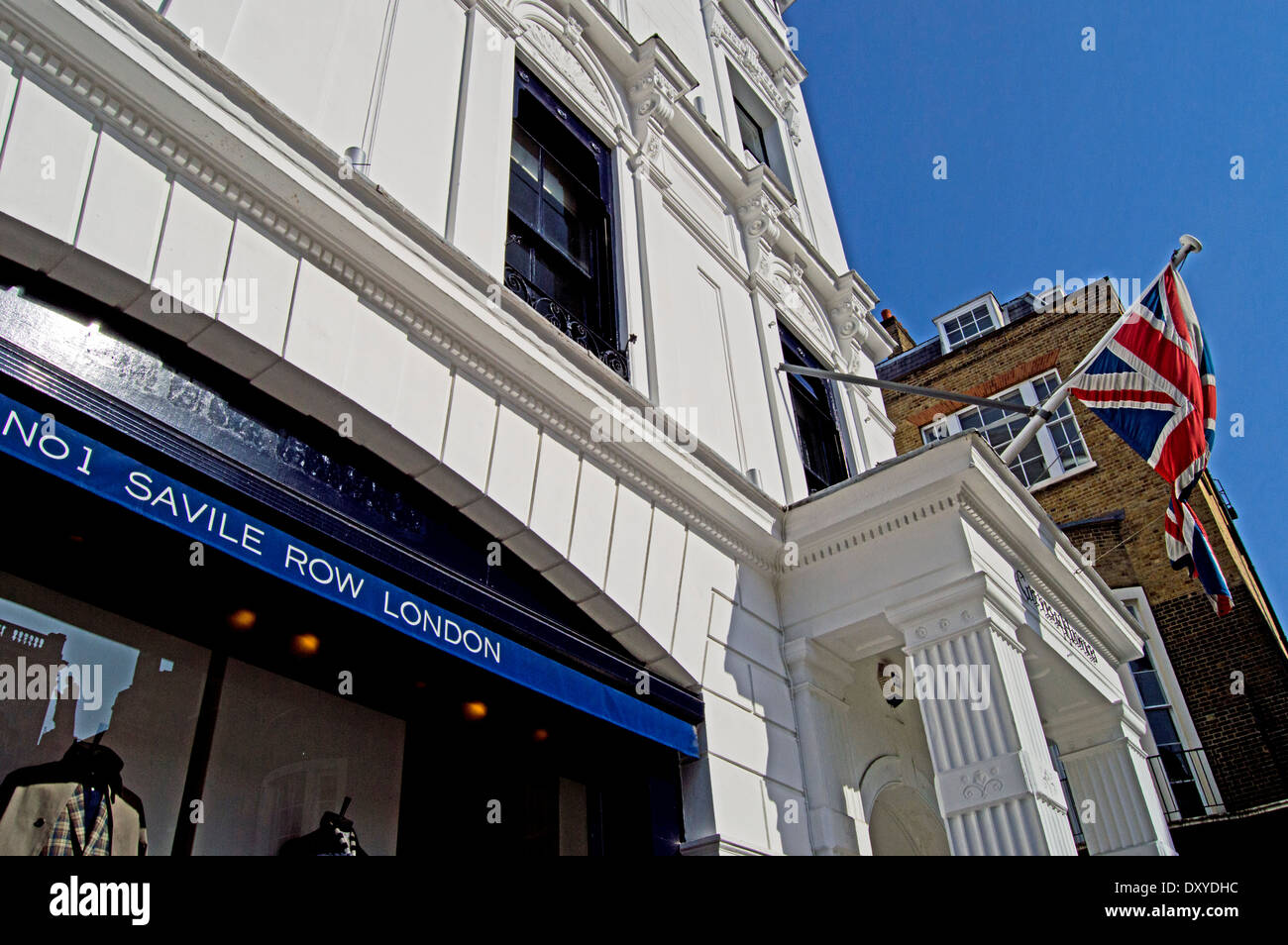 Avis de Savile Row connue pour son adaptation sur mesure traditionnel pour les hommes, Mayfair, Londres, Angleterre, Royaume-Uni Banque D'Images