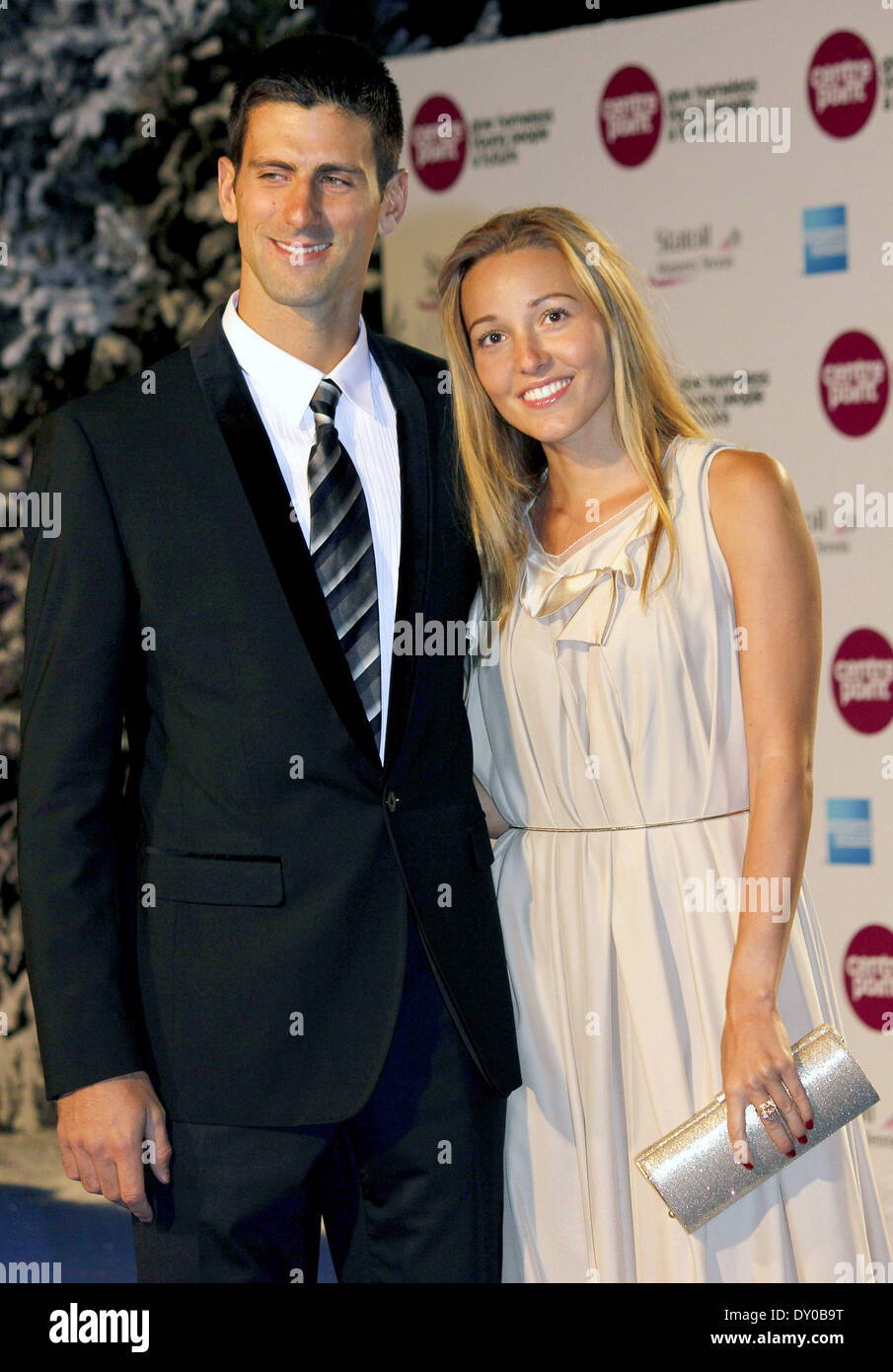 Les Blancs d'hiver Gala au Royal Albert Hall - Arrivées comprend : Novak Djokovic, Jelena Ristic Où : London United Kingdom Quand : 08 déc 2012 Banque D'Images