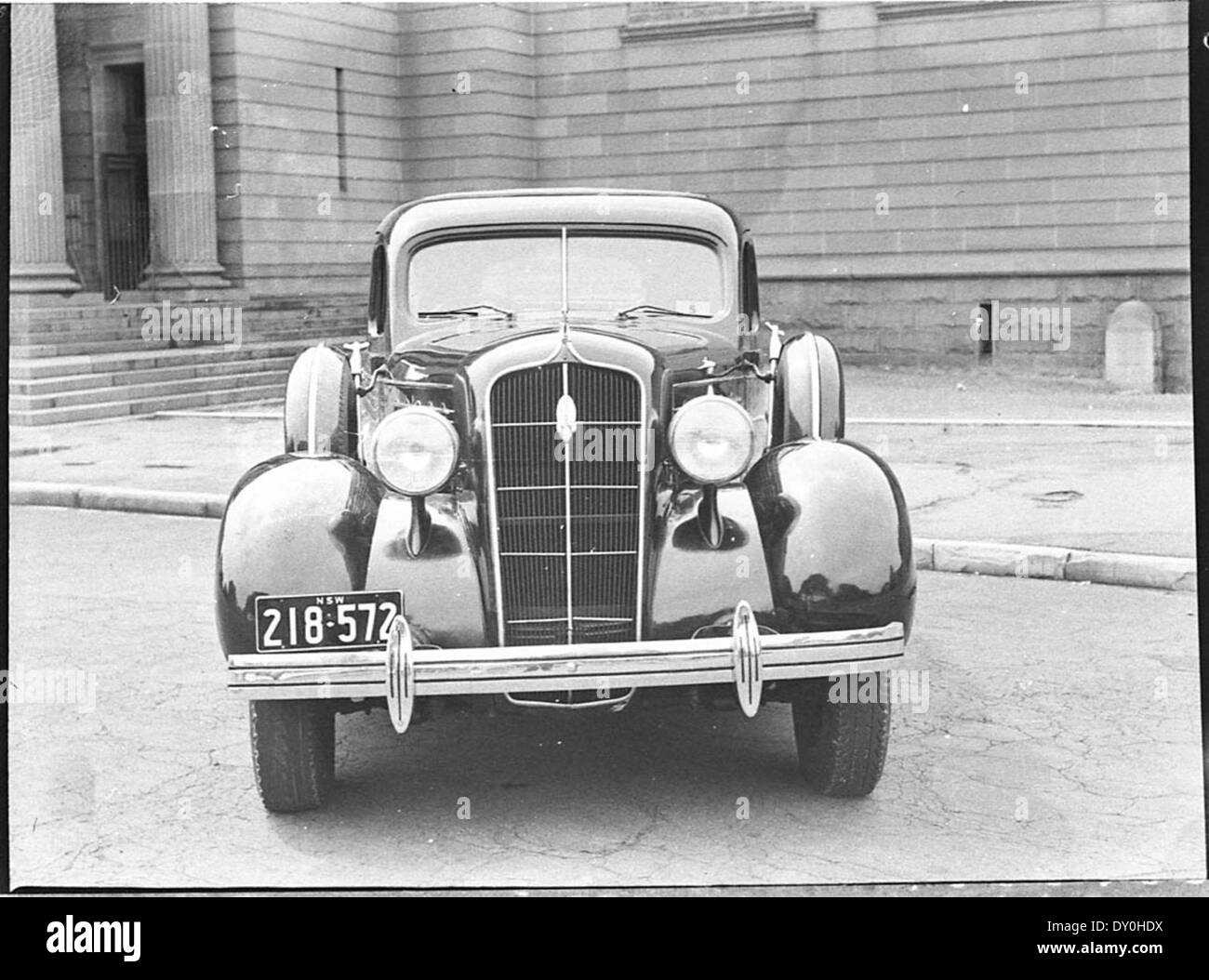 1935 Plymouth Sedan, Art Gallery of New South Wales, Sydney, Février 1937 / Sam Hood Banque D'Images