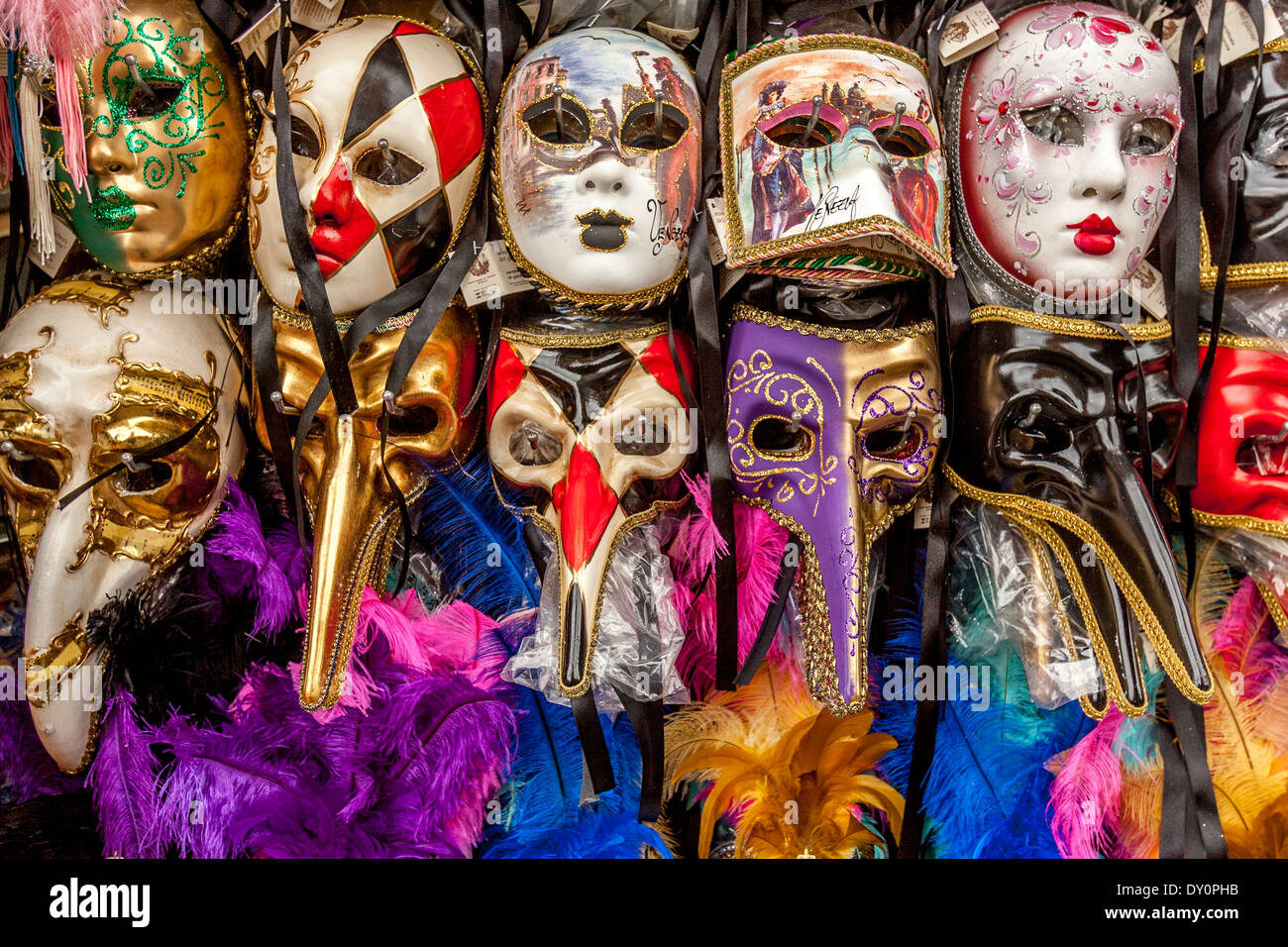 Les masques de carnaval à vendre, Venise, Italie Banque D'Images