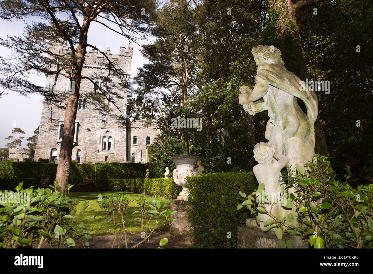 L'Irlande, Co Donegal, le Glenveagh Castle, jardin à l'Italienne Banque D'Images