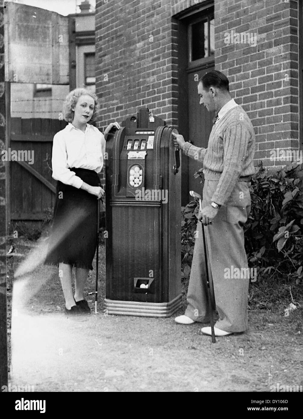 Golf Brevet machine (prises pour Conimatti), 2 avril 1938, par Sam Hood Banque D'Images