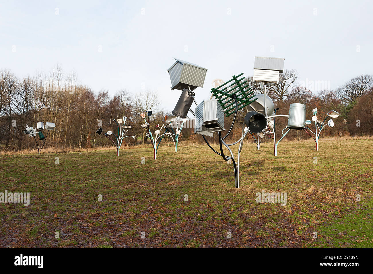 D'autres composantes du paysage arbres Sculptures au Yorkshire Sculpture Park West Bretton Wakefield Angleterre Royaume-Uni UK Banque D'Images