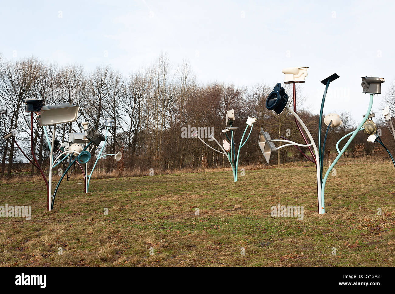 D'autres composantes du paysage arbres Sculptures au Yorkshire Sculpture Park West Bretton Wakefield Angleterre Royaume-Uni UK Banque D'Images