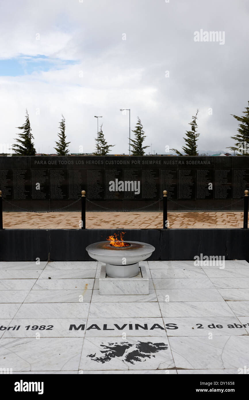 Flamme éternelle islas malvinas war memorial ushuaia argentine Banque D'Images