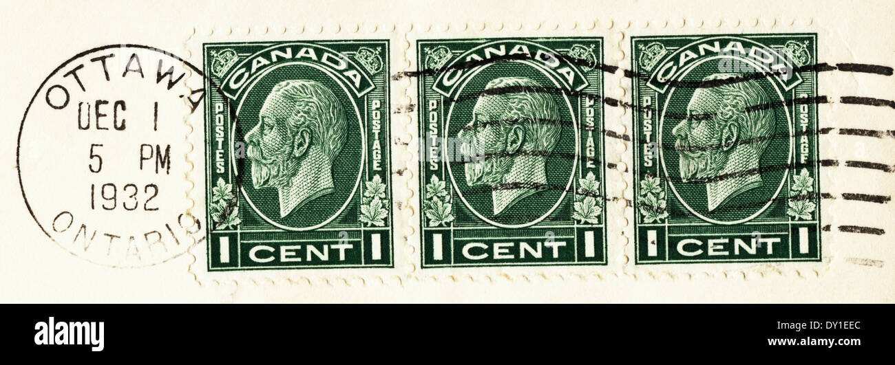 1 100 timbres-poste en date du 1er décembre 1932 Ottawa (Ontario) Canada le cachet avec le roi George V Banque D'Images