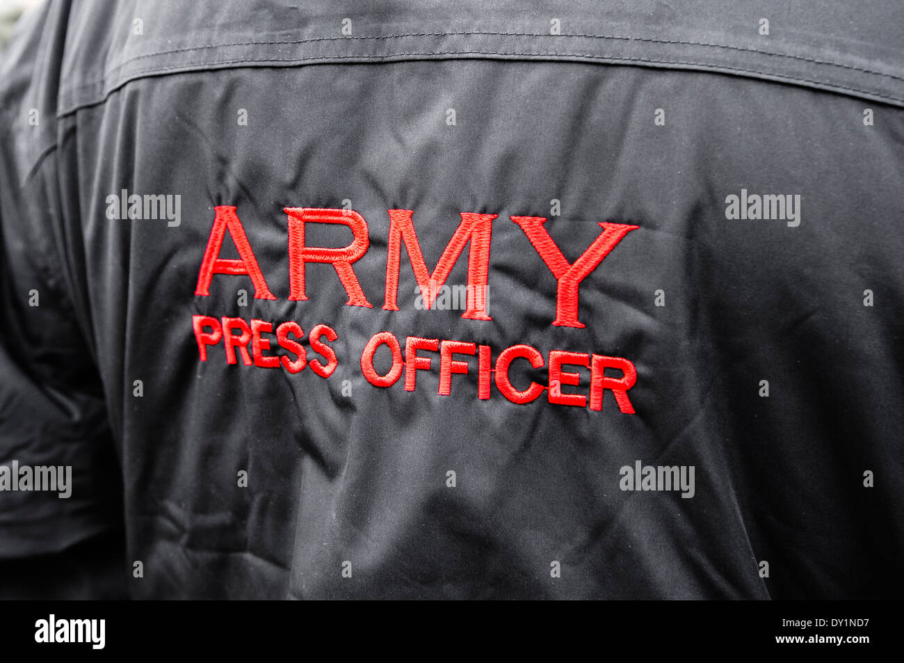 Un insigne sur la veste d'un attaché de presse de l'Armée Banque D'Images