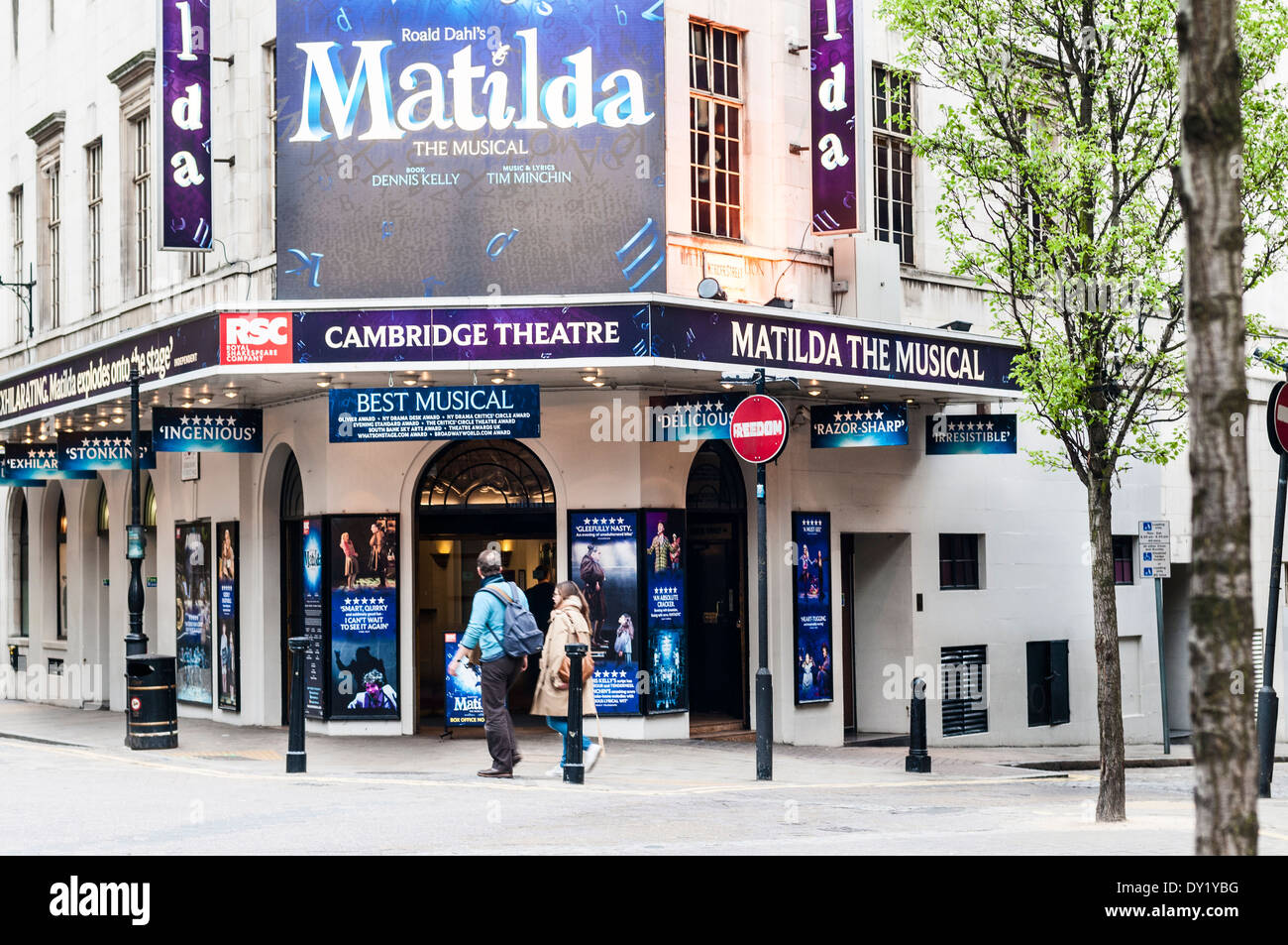 Matilda The Musical Show au Cambridge Theatre, Covent Garden, Londres, UK Banque D'Images