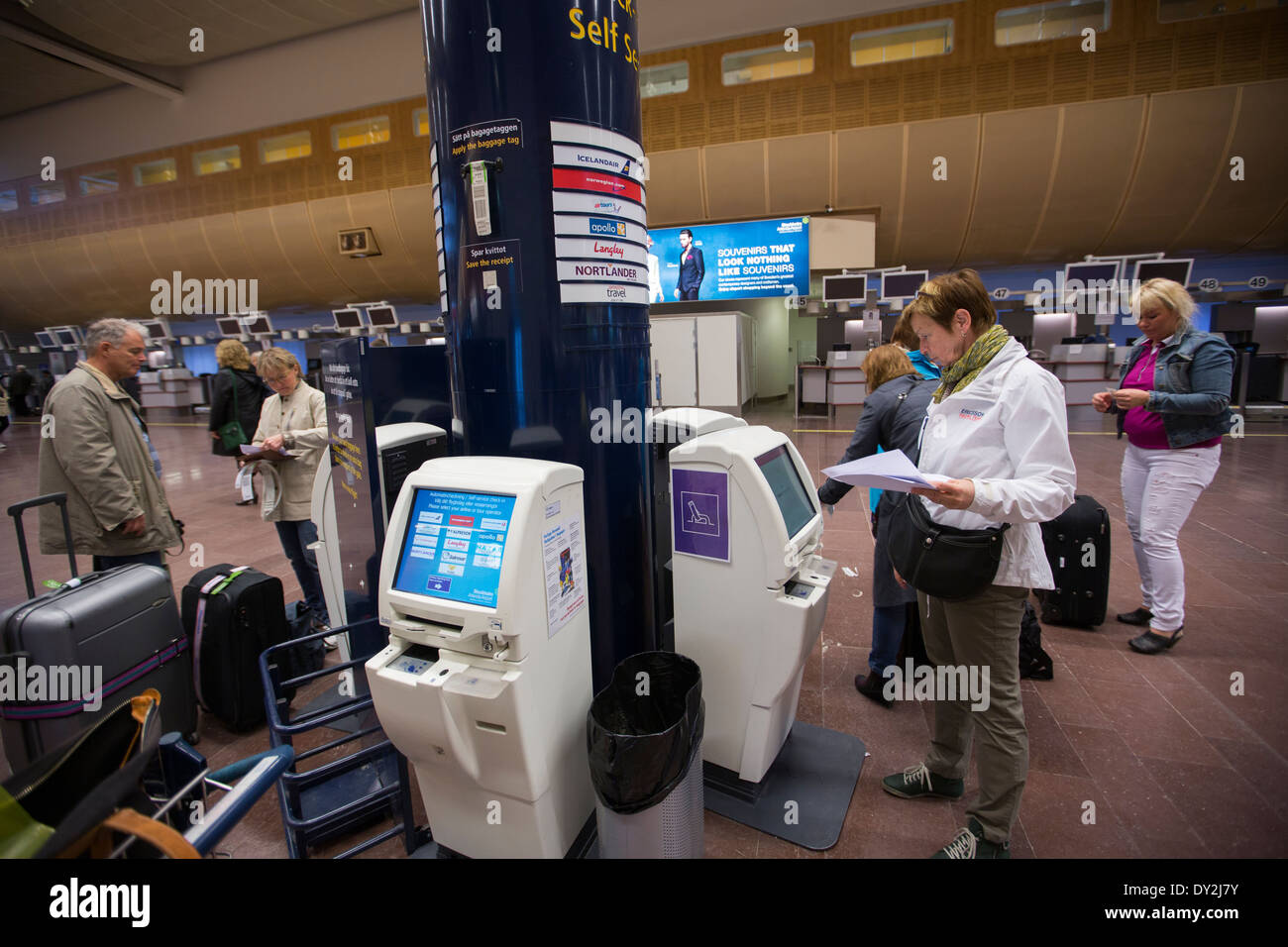 Chèque de voyage à l'aéroport Banque D'Images