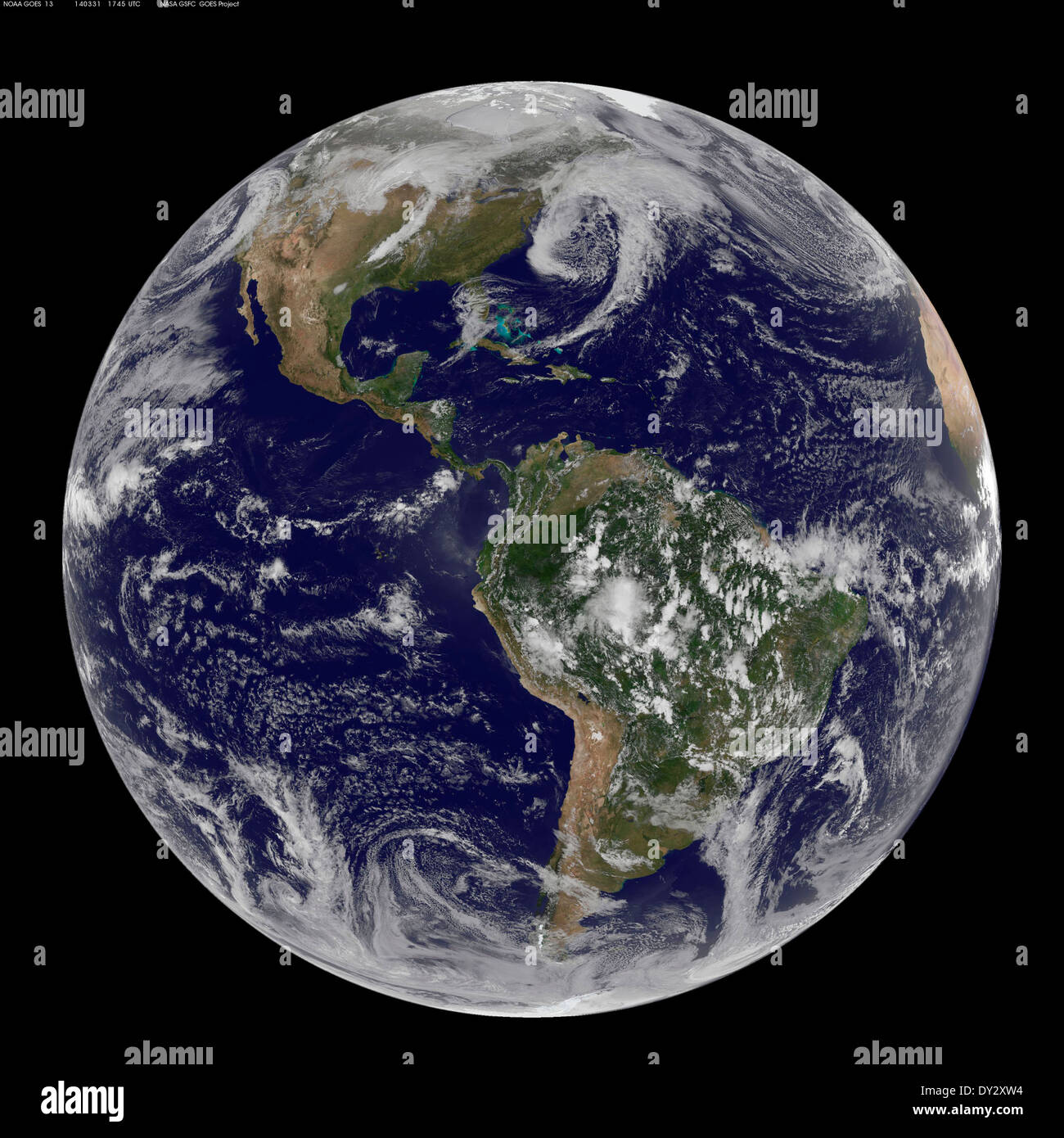 Le marbre bleu de terre est capturée par la NOAA GOES-13 et les satellites GOES-15 Banque D'Images