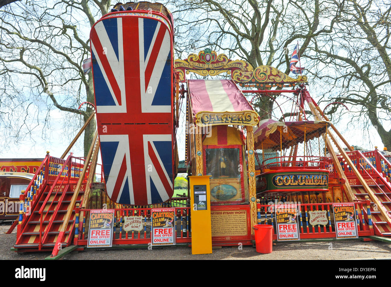 Battersea Park, London, UK. 5 avril 2014. 'Charretiers yachts à vapeur' l'un des manèges de charretiers juste à vapeur. Crédit : Matthieu Chattle/Alamy Live News Banque D'Images