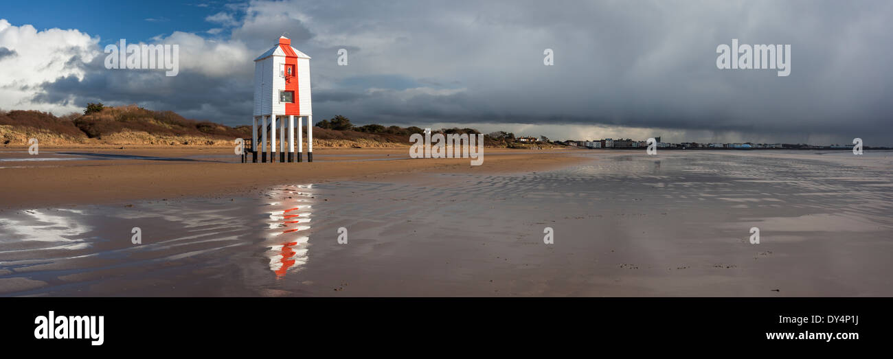 La basse en bois 1832 Phare à Burnham on Sea, Somerset England UK Europe Banque D'Images