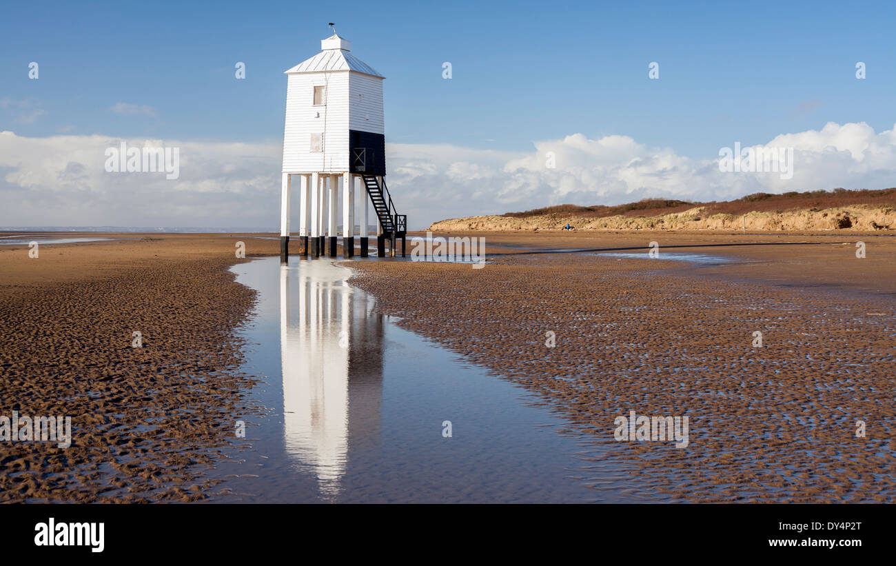 La basse en bois 1832 Phare à Burnham on Sea, Somerset England UK Europe Banque D'Images