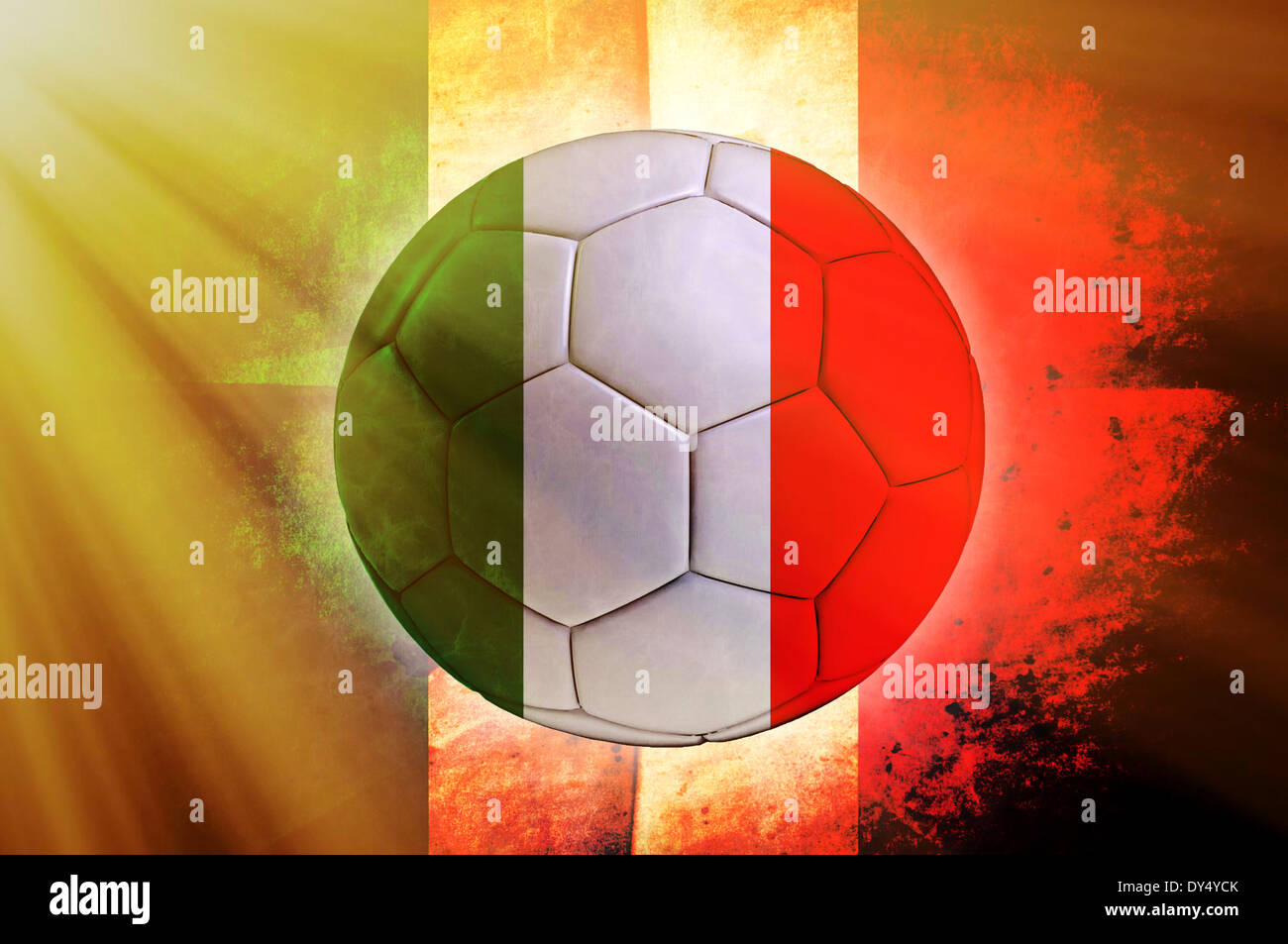 Ballon de soccer avec drapeau italien comme l'arrière-plan Banque D'Images