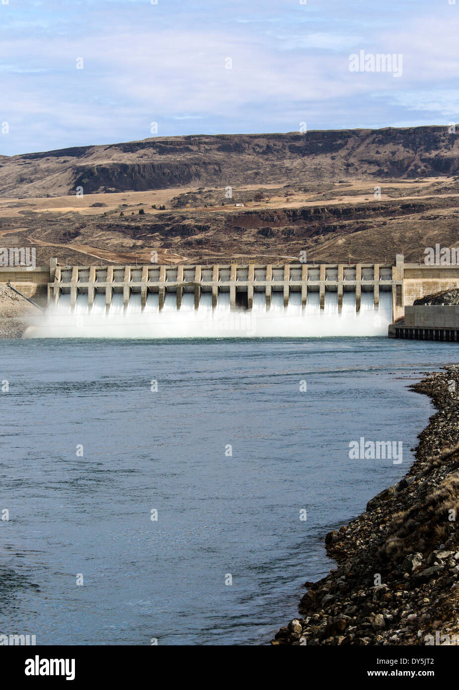 Le chef Joseph Barrage, deuxième plus grand producteur d'électricité en France, barrage hydroélectrique sur le fleuve Columbia, Washington State, USA Banque D'Images