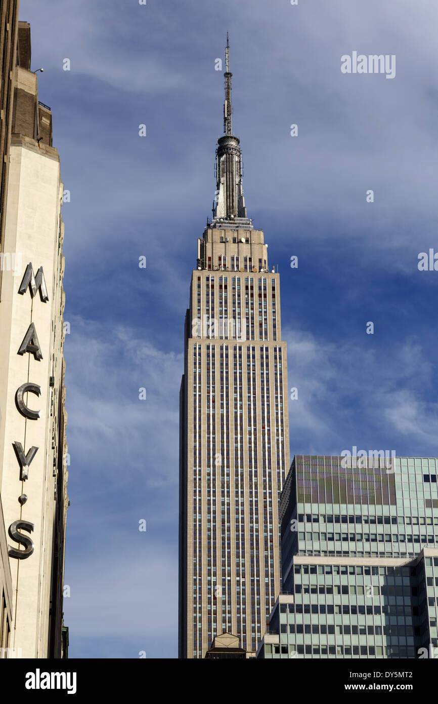Macy's sign et Empire State Building New York City Banque D'Images