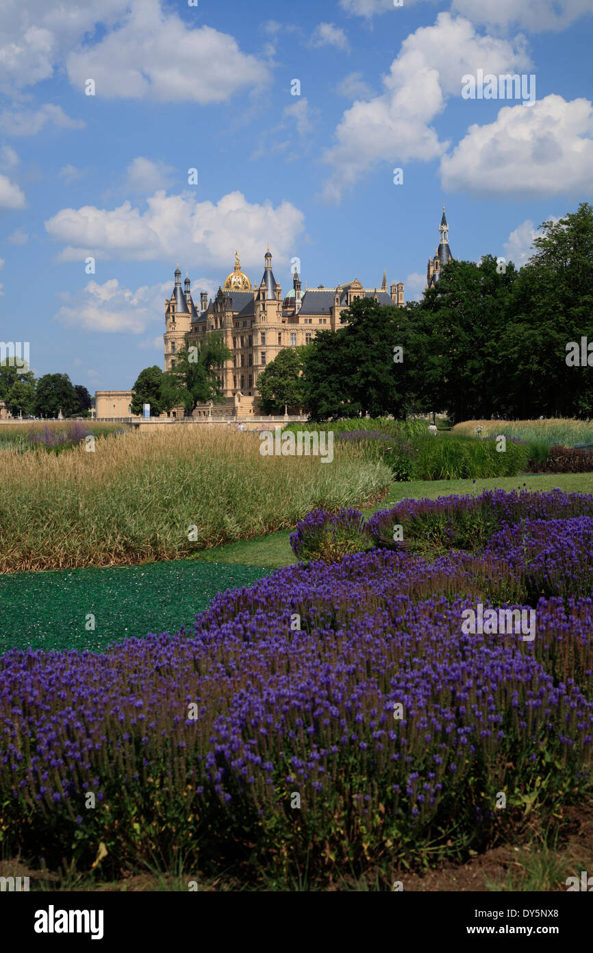Le château de Schwerin et jardin, Schwerin, Mecklembourg Poméranie occidentale, l'Allemagne, de l'Europe Banque D'Images
