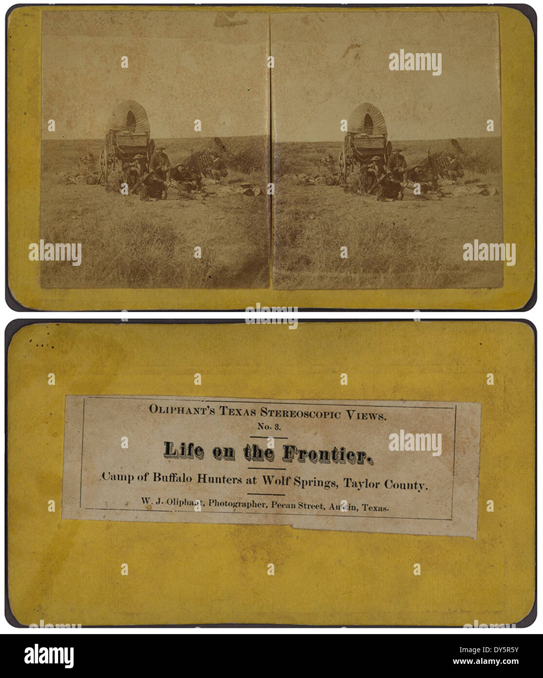 Un camp de chasseurs de bisons à Wolf Springs, Texas, est représenté avec des chariots couverts et des chasseurs qui se préparent pour la journée. Cette image capture la vie frontalière pendant l'ère de la chasse au bison de l'Ouest américain. Banque D'Images