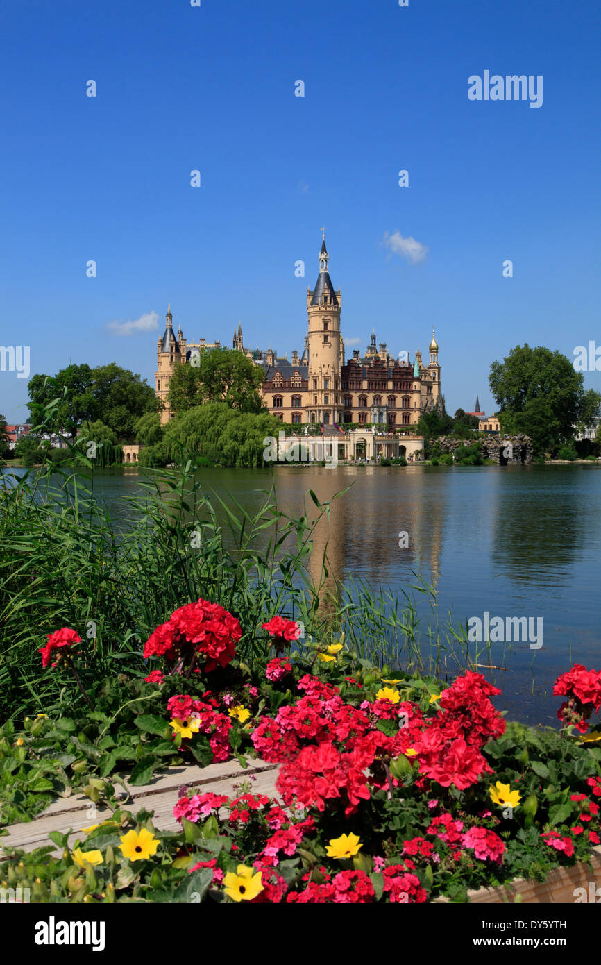 Schwerin, lac Schweriner Voir et château, Mecklembourg Poméranie occidentale, l'Allemagne, de l'Europe Banque D'Images
